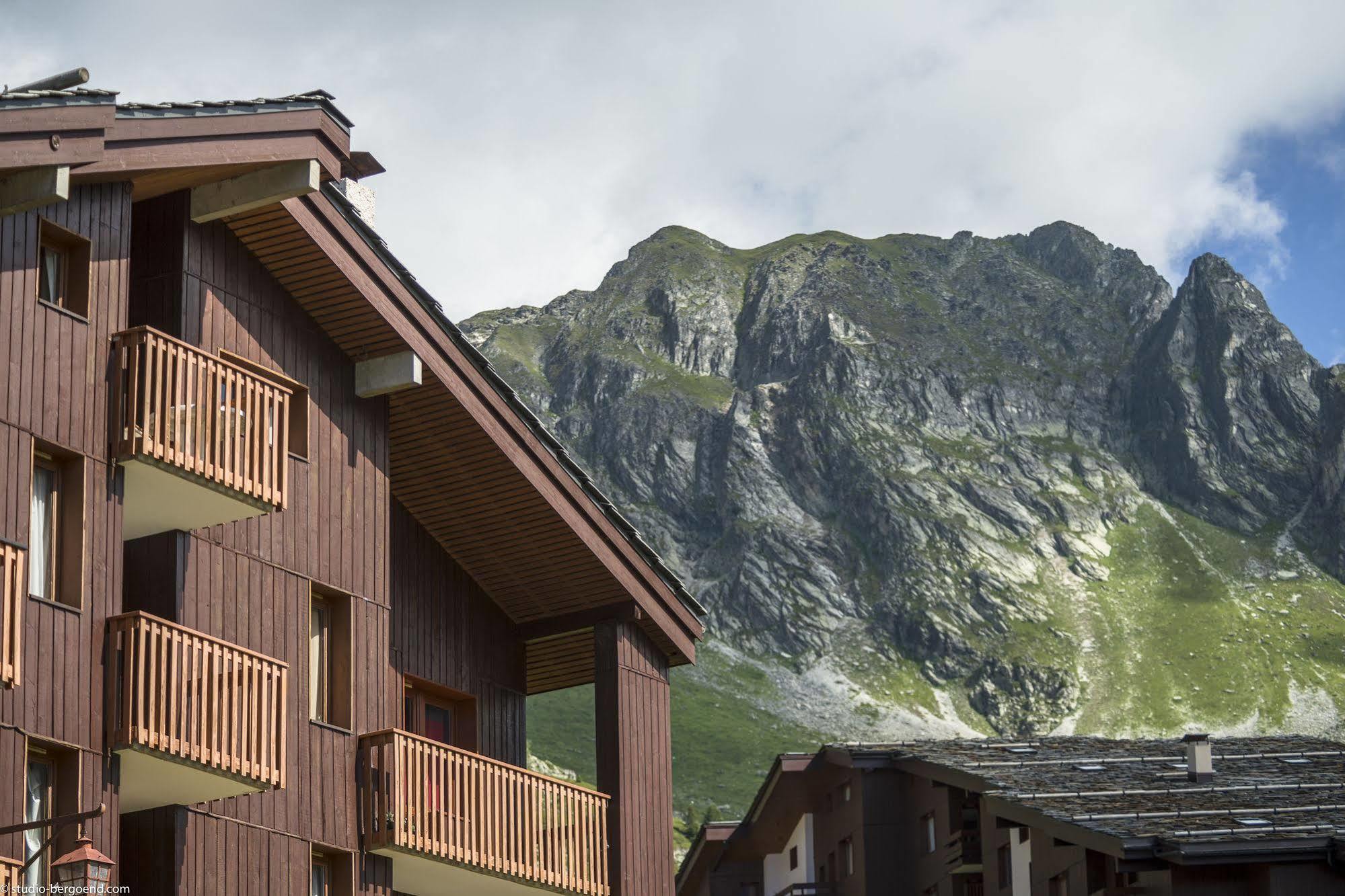 Residence Pierre & Vacances Les Chalets Des Arolles Macot-la-Plagne Exteriör bild
