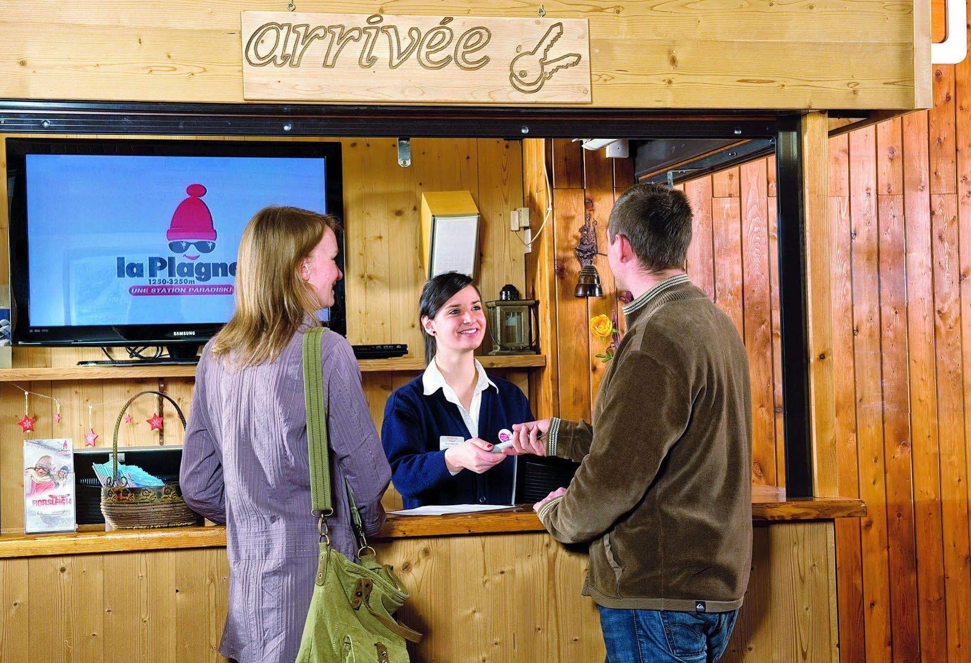 Residence Pierre & Vacances Les Chalets Des Arolles Macot-la-Plagne Exteriör bild