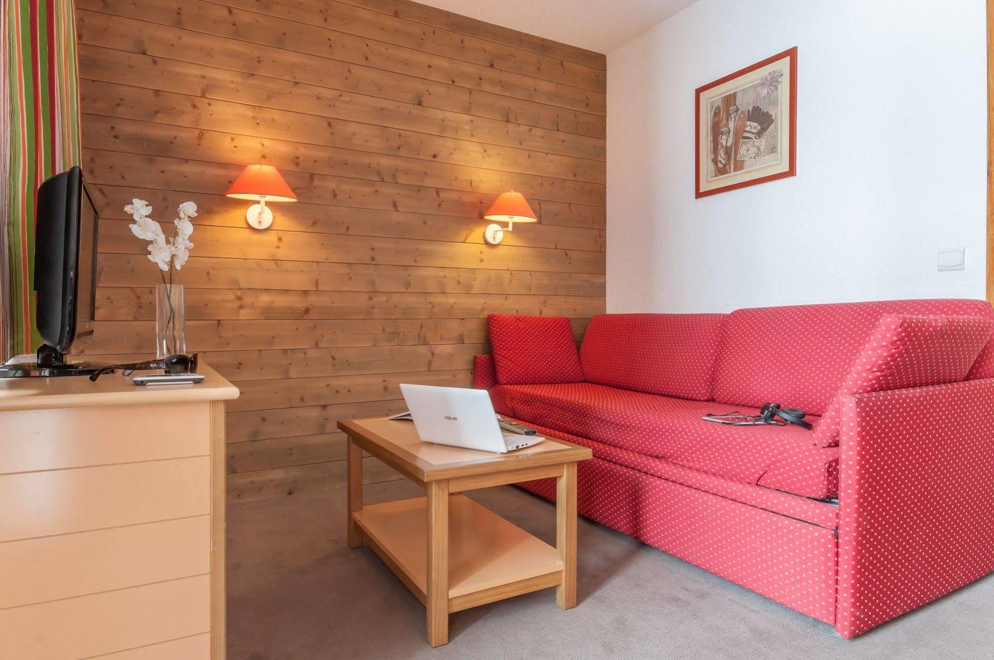 Residence Pierre & Vacances Les Chalets Des Arolles Macot-la-Plagne Exteriör bild